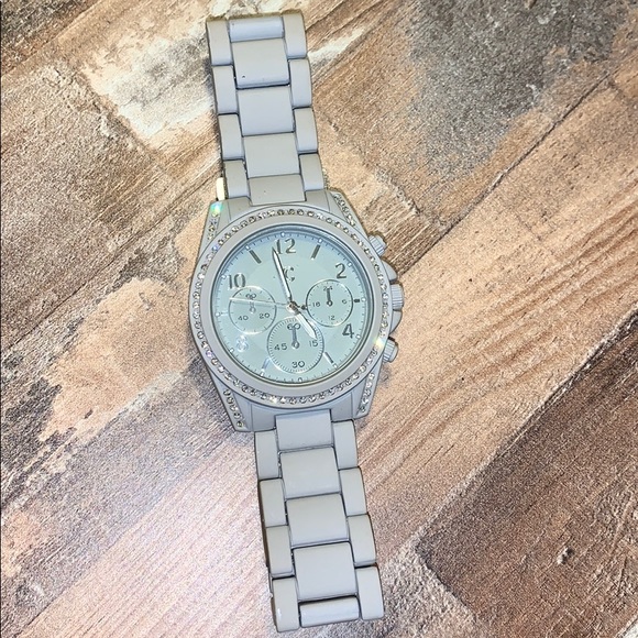 Watch - Picture 2 of 2